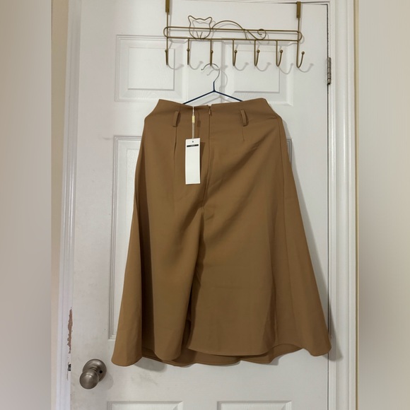 Brand new dress never worn - Picture 2 of 3